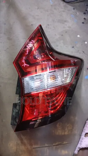 Nissan Note 2015 Taillight
