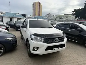 Toyota Hilux Revo Single Cab Deisel 2.4 RWD 2019 White