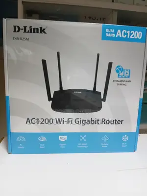 D-Link- Dir-825m Ac1200 Dual-Band Gigabit Wi-Fi 5 Router