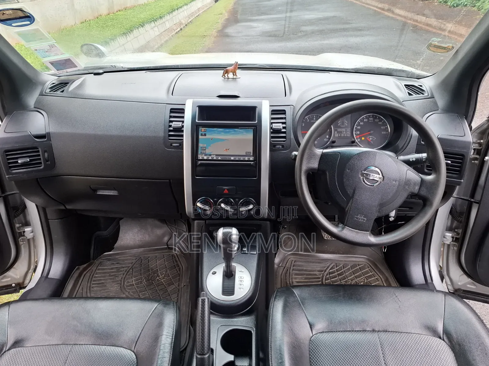 Nissan X-Trail 2012 Silver