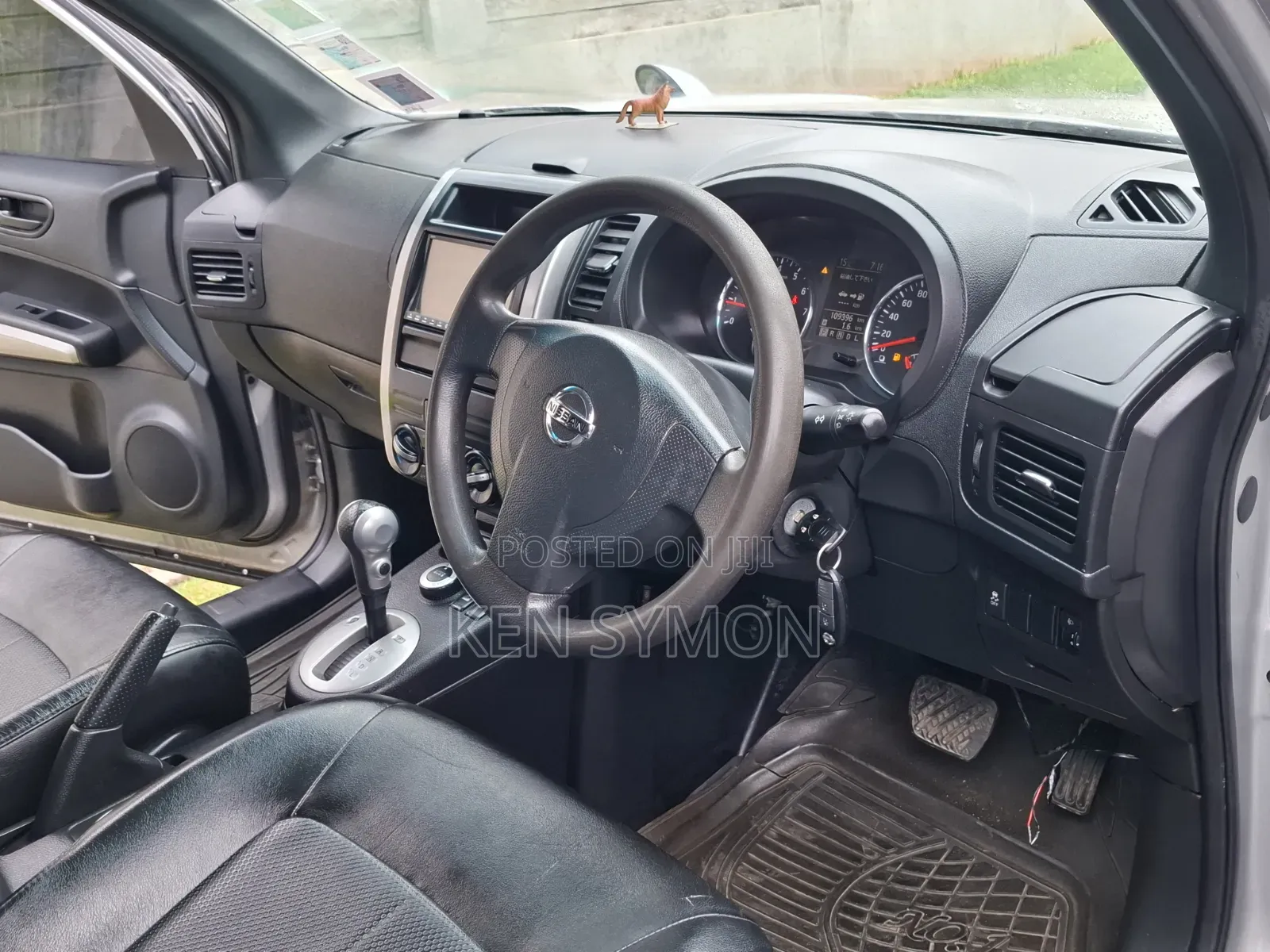 Nissan X-Trail 2012 Silver