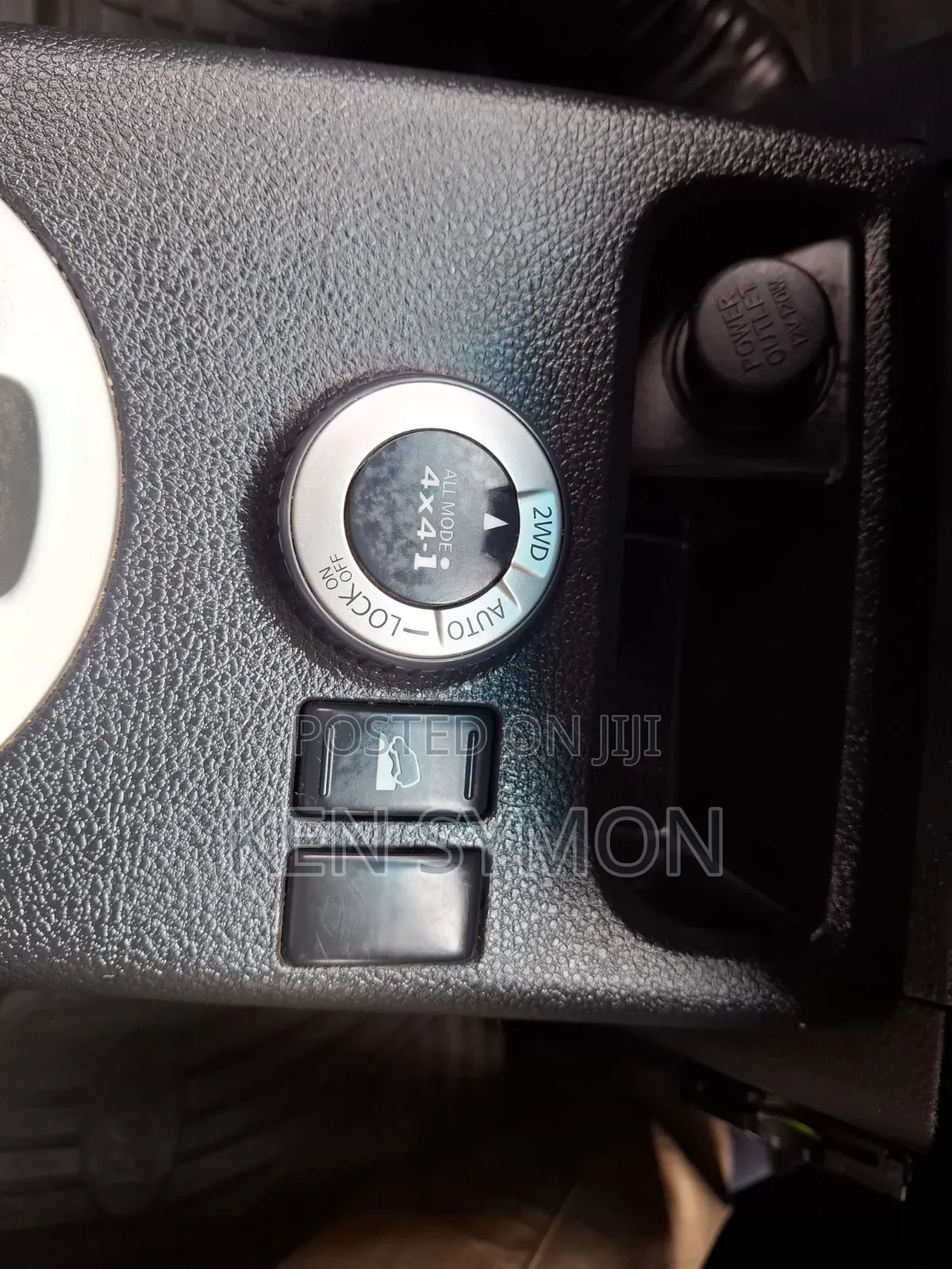 Nissan X-Trail 2012 Silver