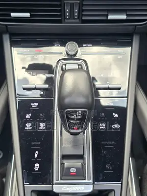 Porsche Cayenne Turbo AWD 2020 Blue