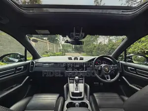 Porsche Cayenne Turbo AWD 2020 Blue