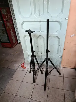 * Speaker Stand* *Speaker Stand*