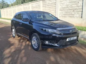 Toyota Harrier 2.0 2017 Matt Black