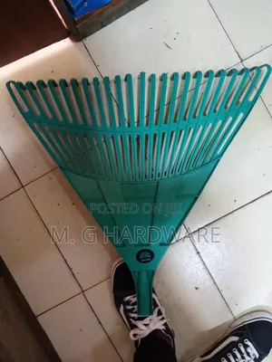 Big Plastic Leaf Rake.