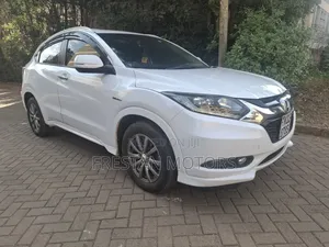Honda Vezel 2015 White