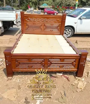 King Size Bed ,Made Of Pure Mahogany Hardwood