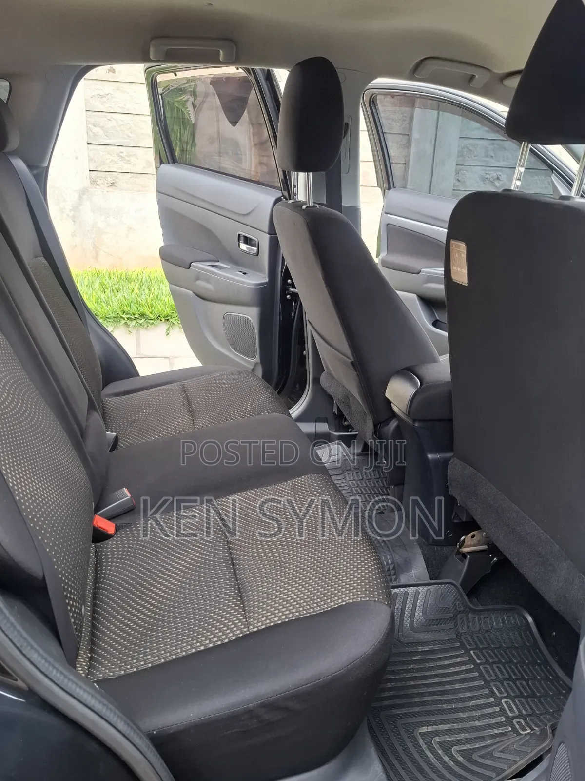 Mitsubishi RVR 2016 Black