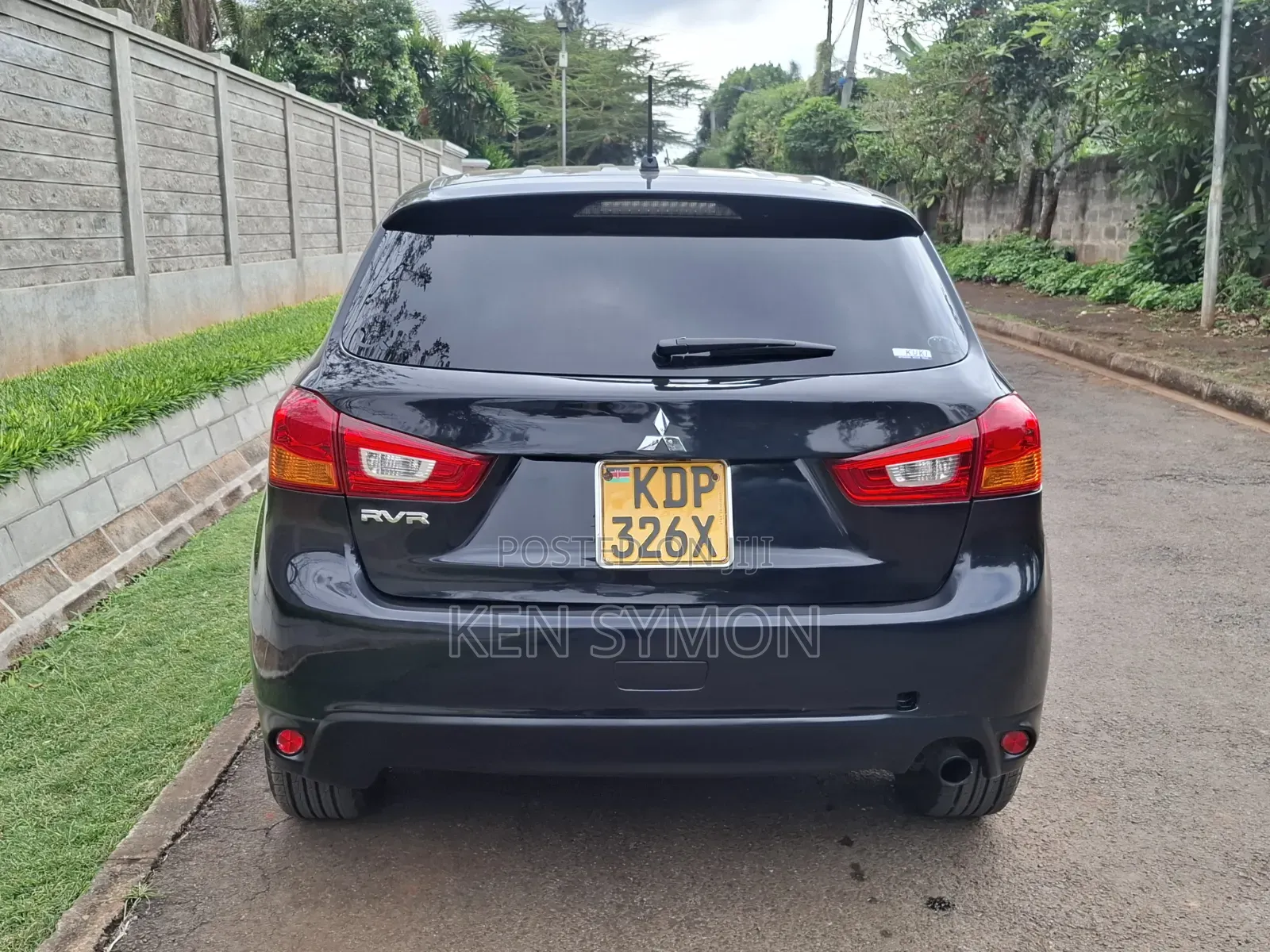 Mitsubishi RVR 2016 Black