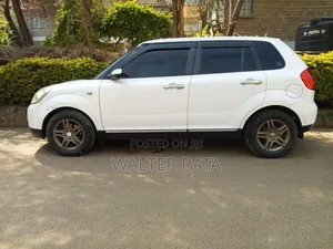 Mazda Verisa 2008 White