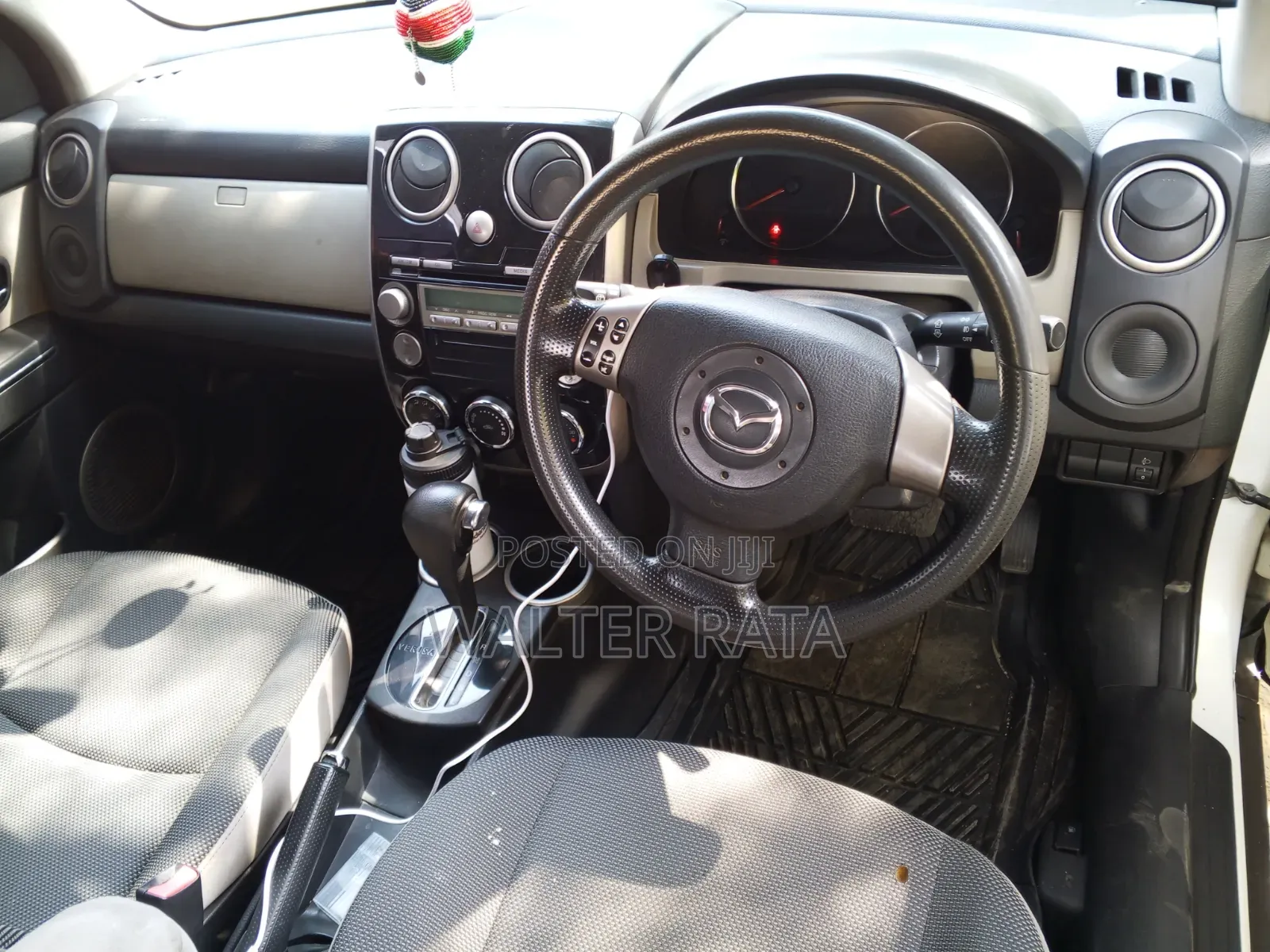 Mazda Verisa 2008 White