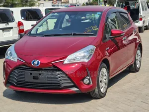 Toyota Vitz 2019 Red