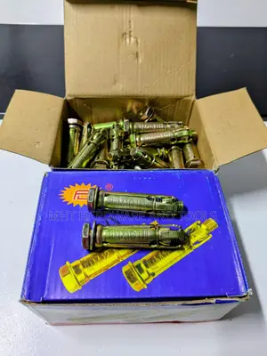 R Bolt M10 (70mm)