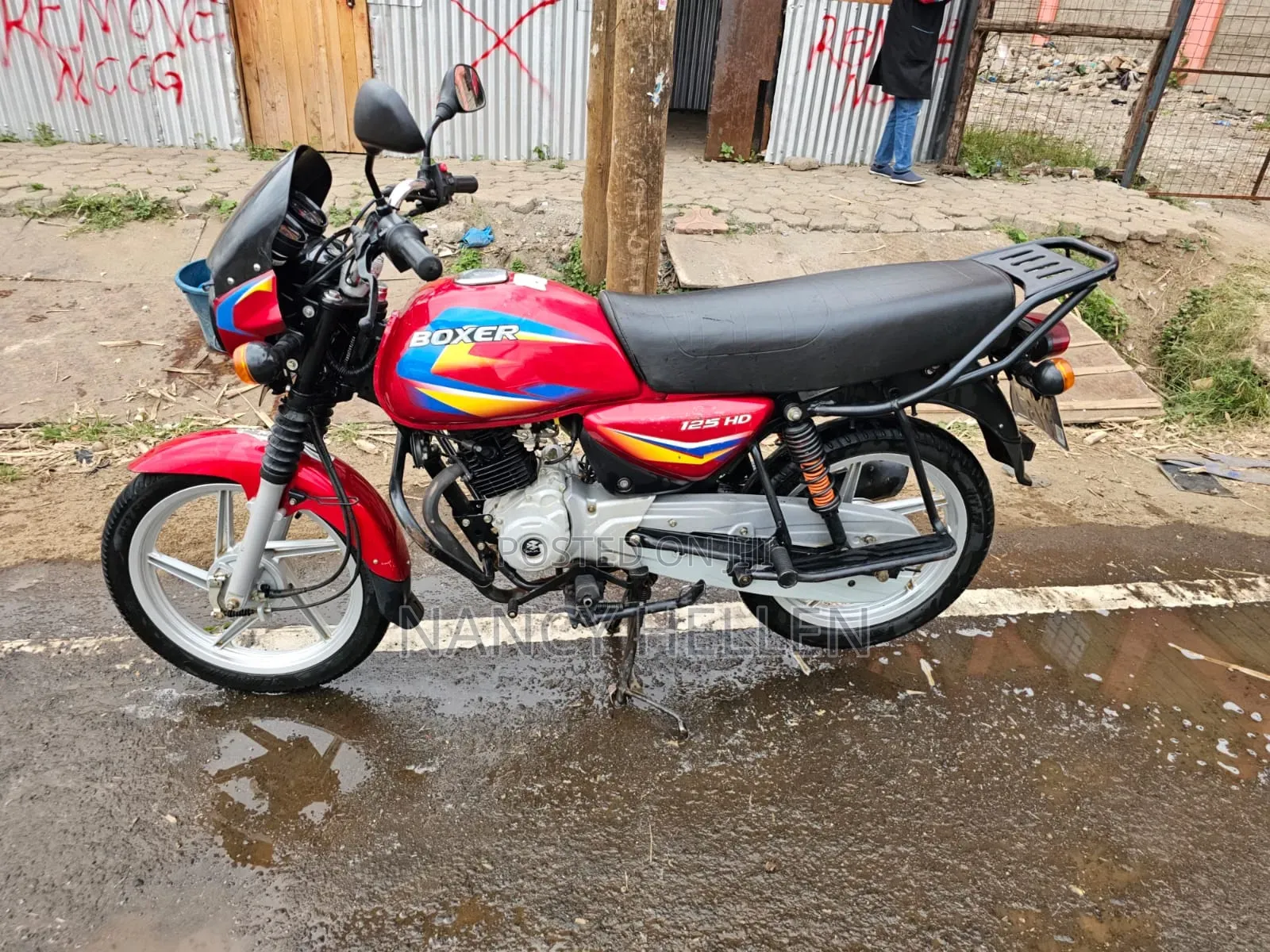Bajaj Boxer 150 UG 2025 Red