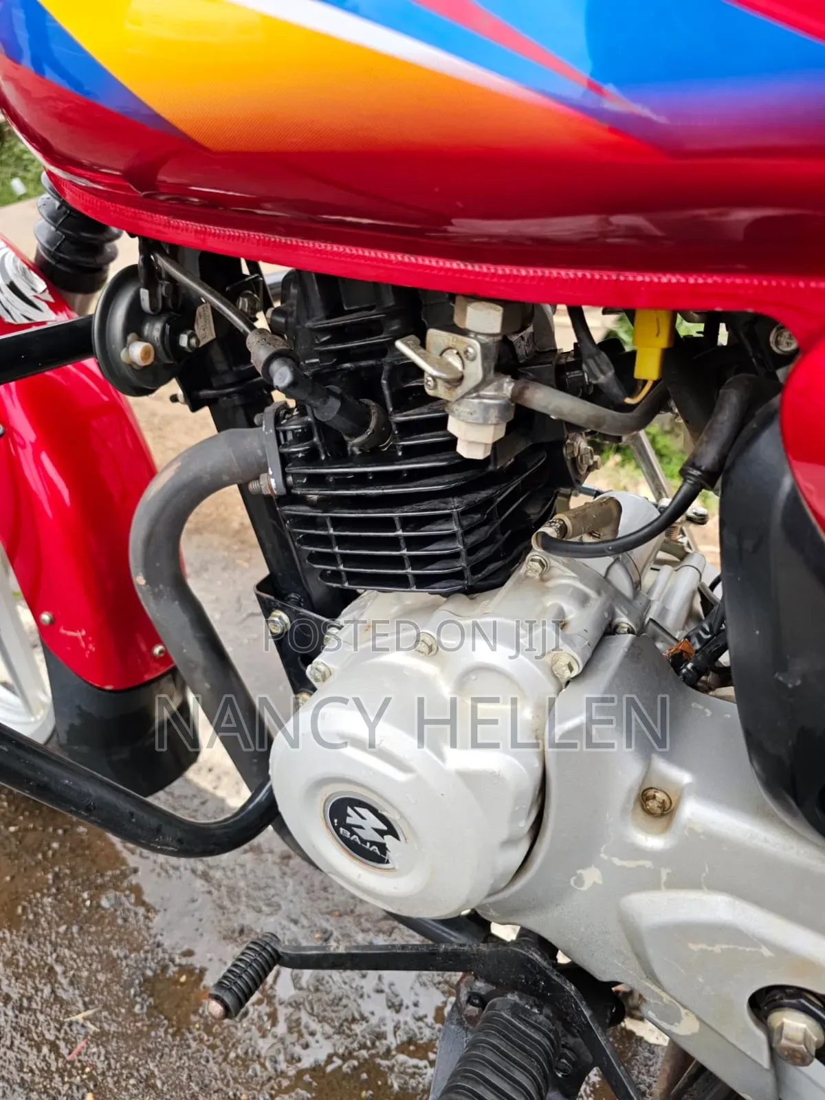 Bajaj Boxer 150 UG 2025 Red