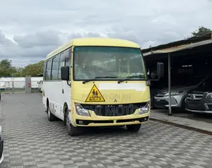 Mitsubishi Fuso Rosa 2019 Yellow
