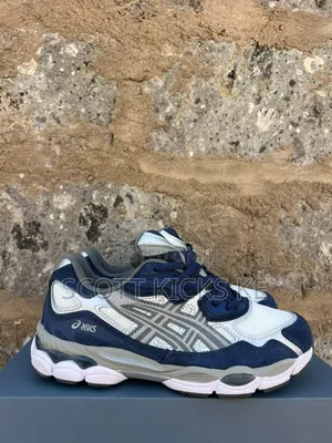 Asics Gel-Nyc in the "Yankees"Blue