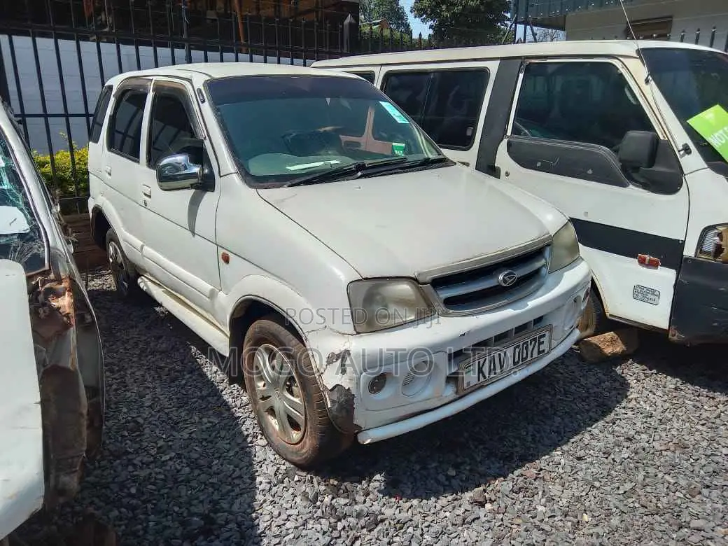 Daihatsu Terios 2005 White