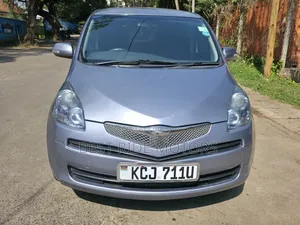 Toyota Ractis 1.5 FWD 2009 Blue
