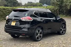 Nissan X-Trail 2015 Black