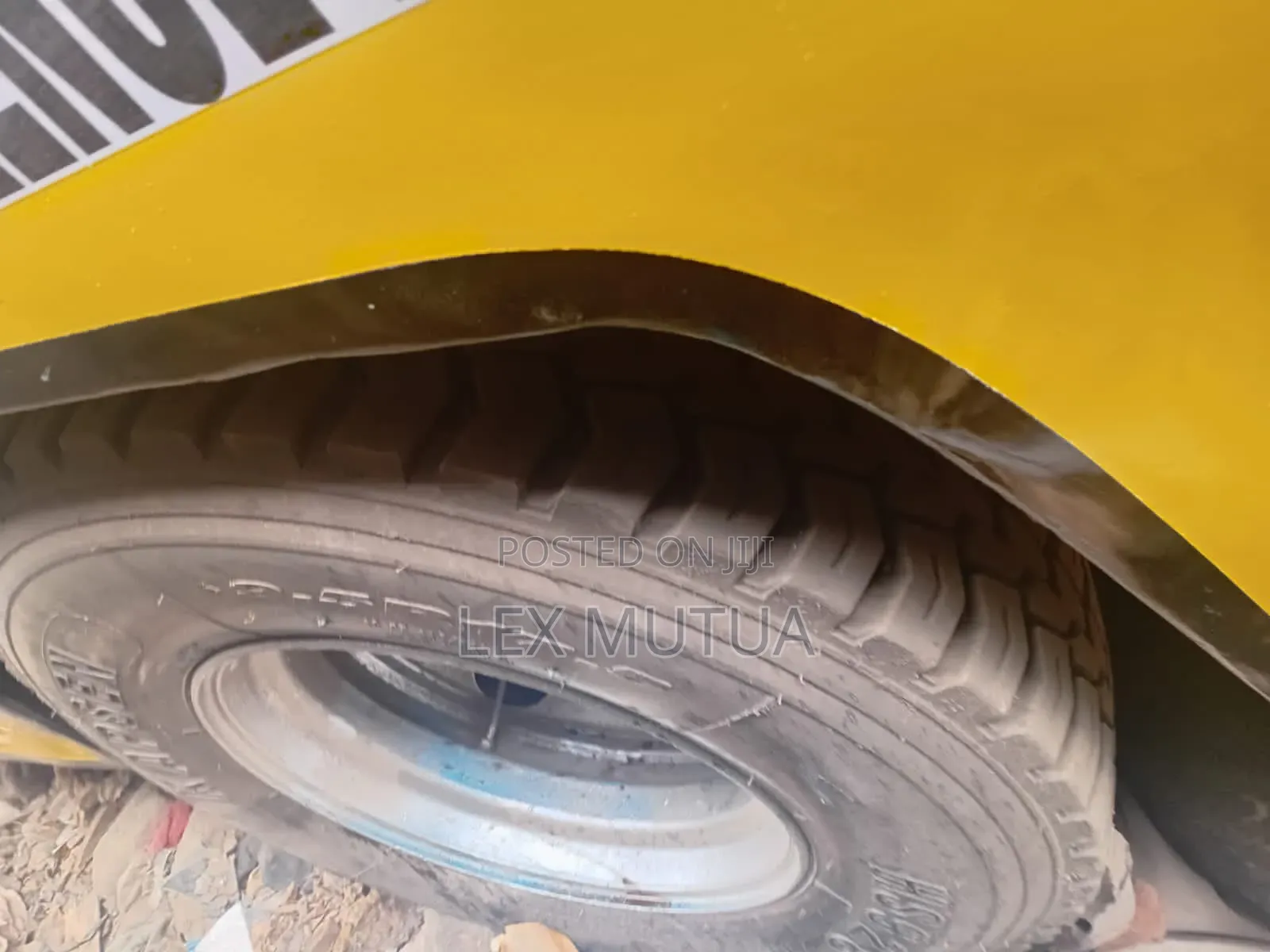 Isuzu NQR 2008 Yellow