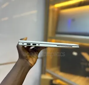 Laptop HP EliteBook 840 G7 8GB Intel Core i5 SSD 256GB