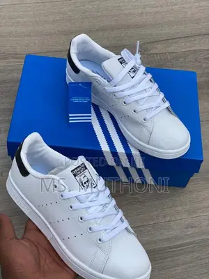 White / Black A. Stan Smith Size 37-45