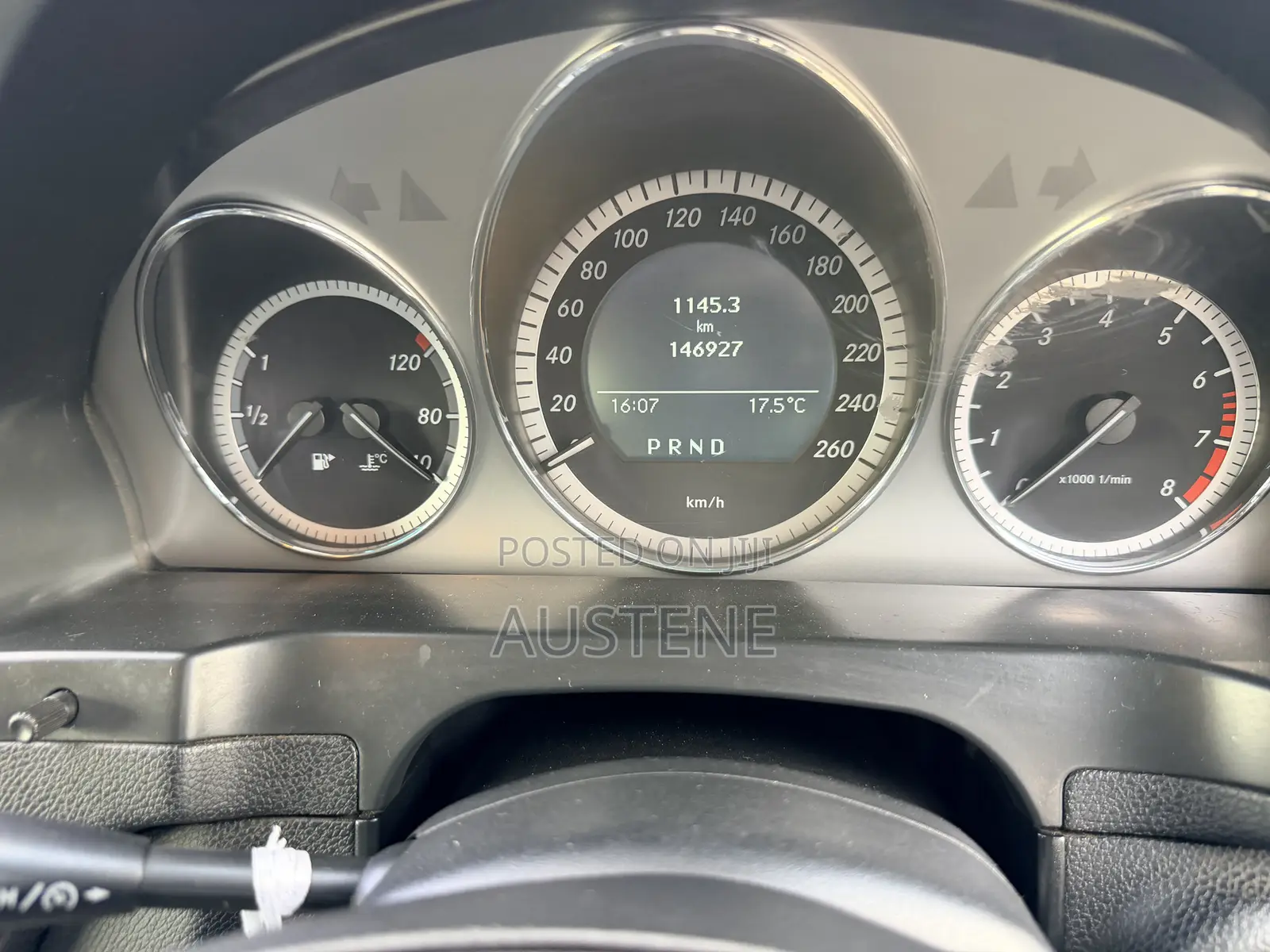 Mercedes-Benz C200 2010 Black