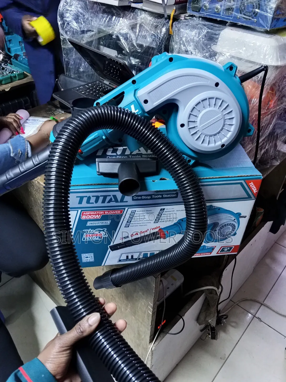 Total 800w Electric Blower