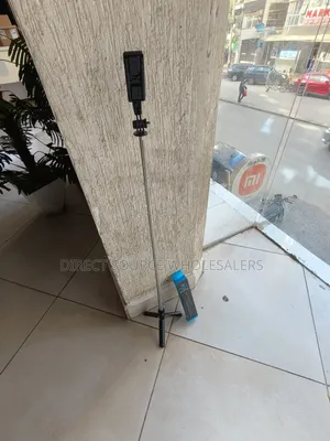 Portable Q07 Selfie Stick Tripod for Tiktok Vlogging