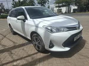 Toyota Corolla Fielder 2018 White