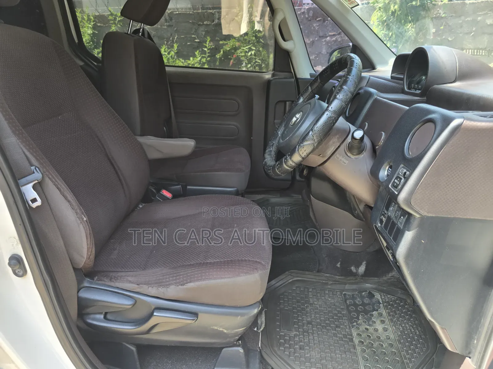Toyota Porte 2015 White