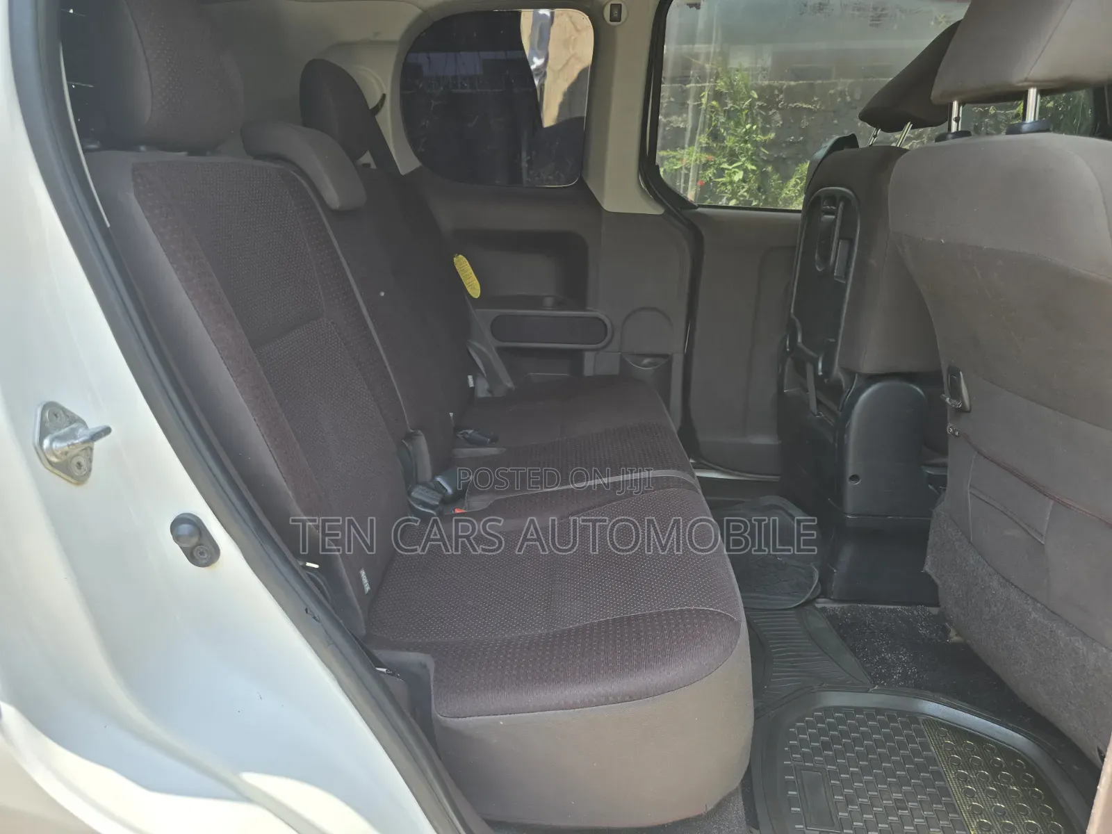 Toyota Porte 2015 White