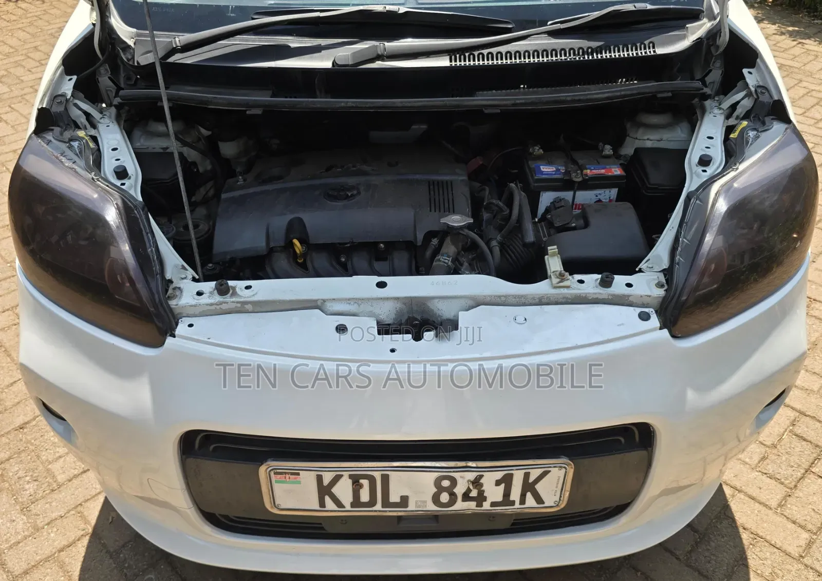 Toyota Porte 2015 White
