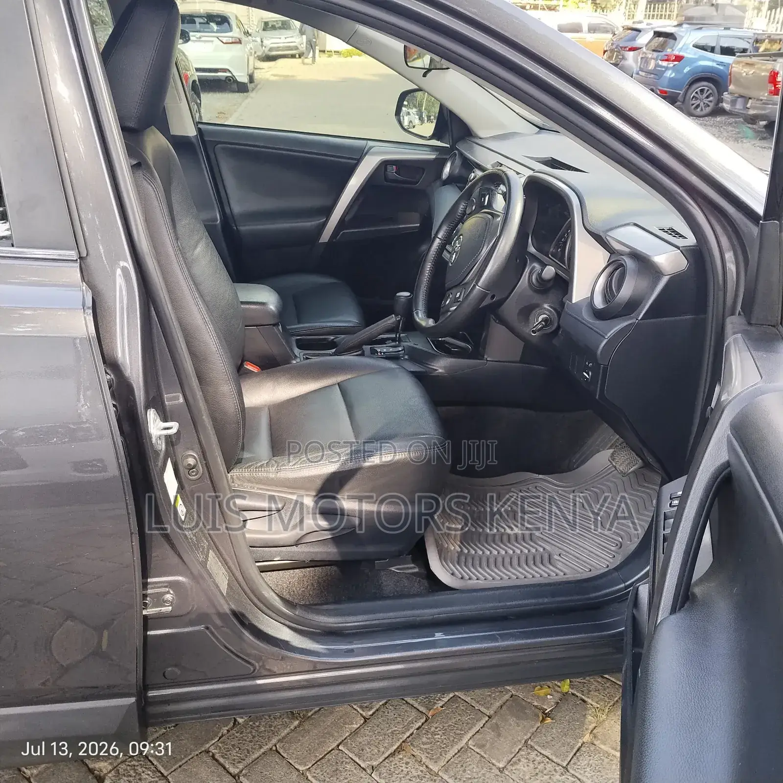 Toyota RAV4 2019 Gray