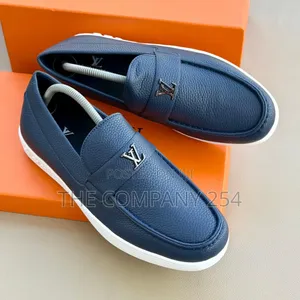 Quality Casual Leather Slip on Men Loafer Shoes Available