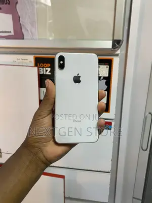 Apple iPhone XS Max 64 GB White
