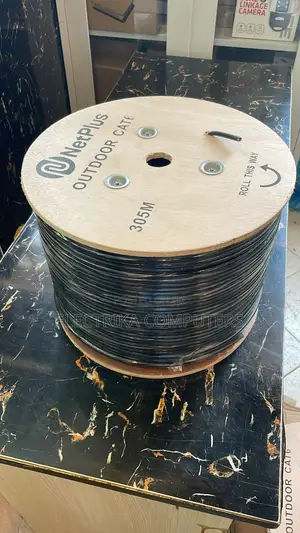 Outdoor Cat 6