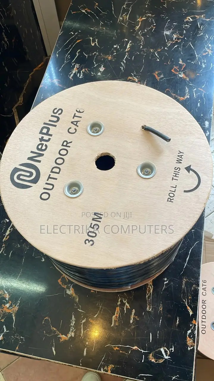 Outdoor Cat 6