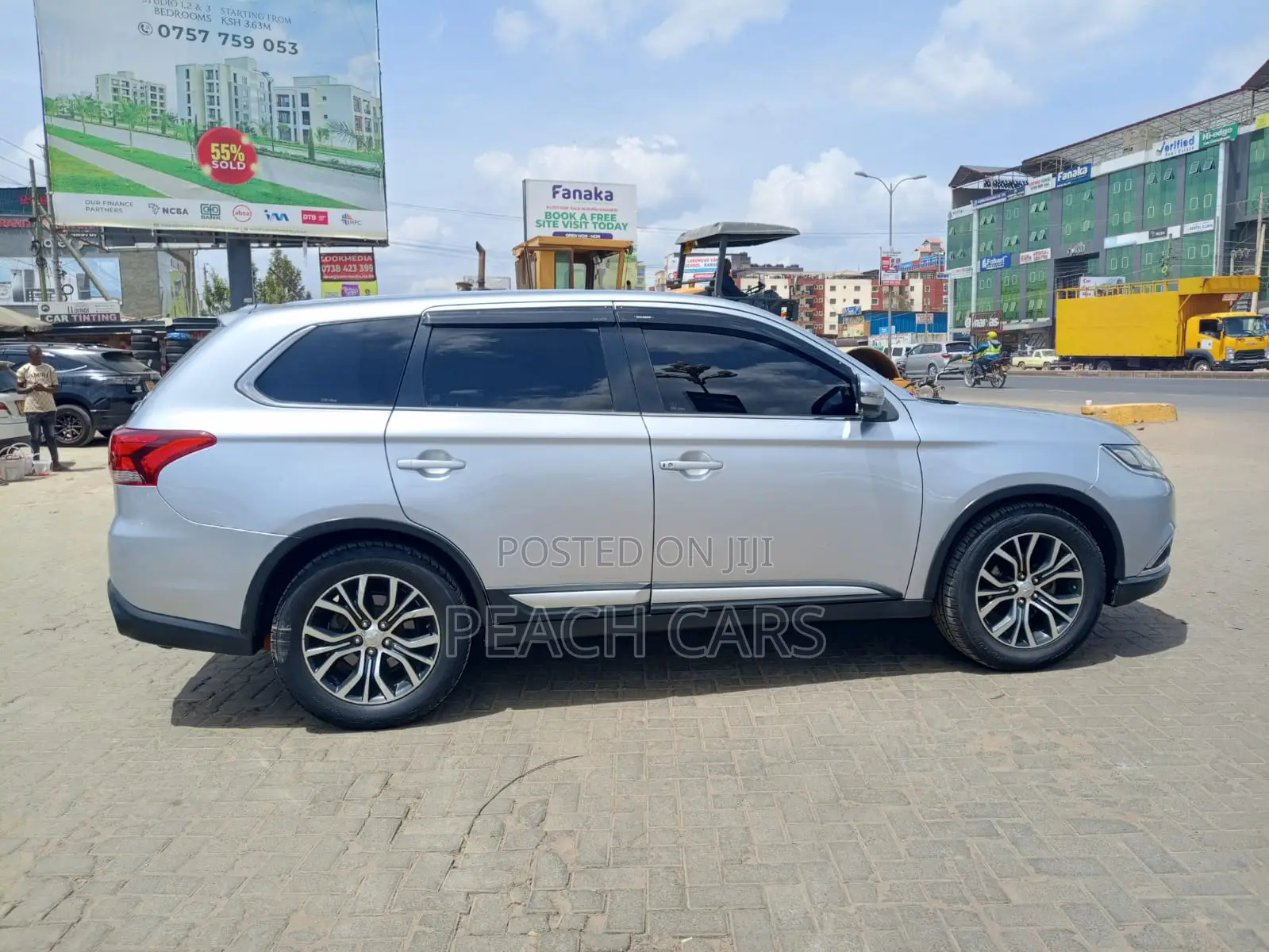 Mitsubishi Outlander 2016 Silver