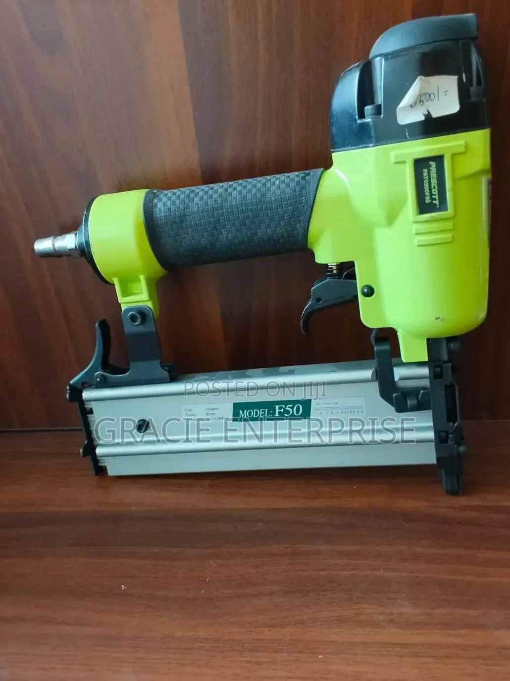 Portable Nailer Air Gun/ Pneumatic Gun