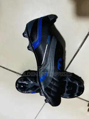 Football Boots/Cleats, Lightweight Black Blue