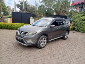 Nissan X-Trail 2016 Gray