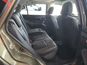Subaru Outback 2022 Green