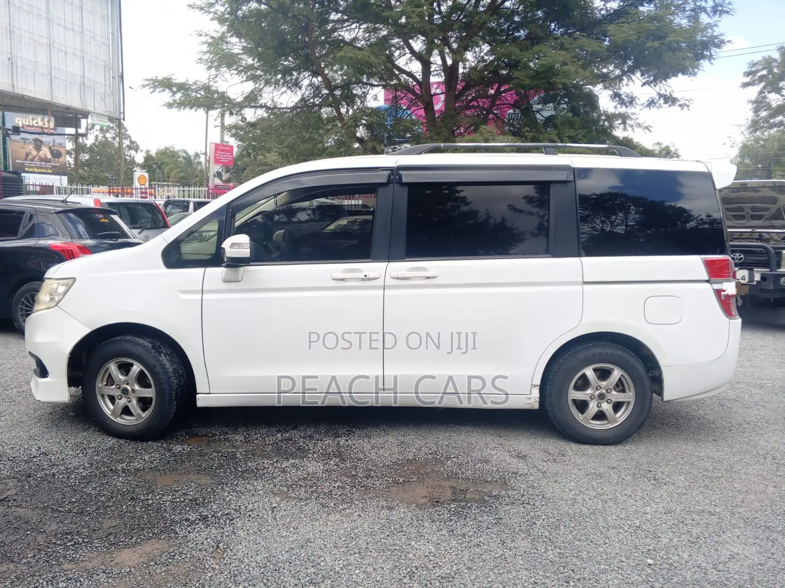 Honda Stepwgn 2014 White