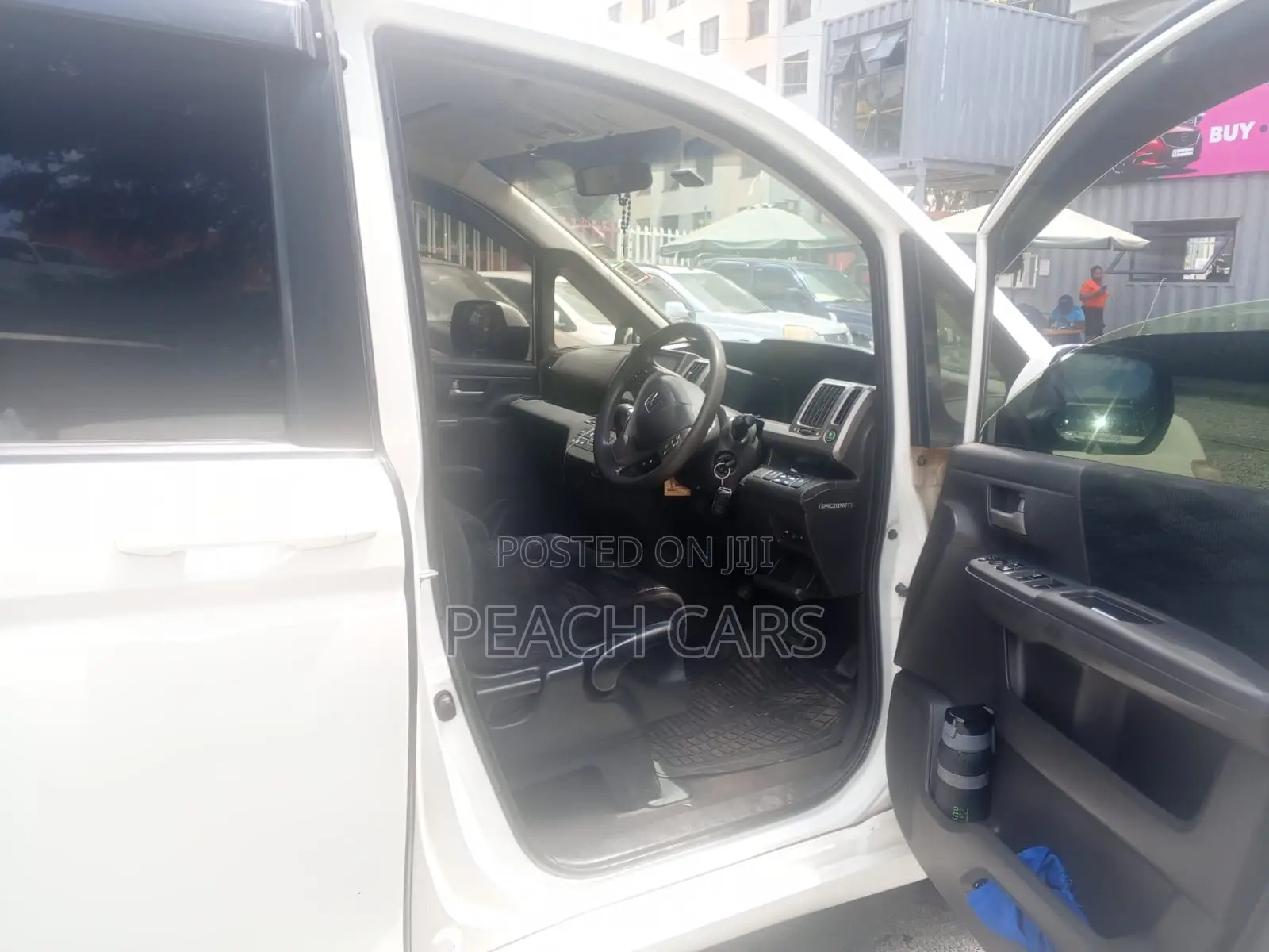 Honda Stepwgn 2014 White