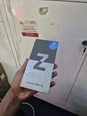 New Samsung Galaxy Z Flip3 5G 256 GB Purple