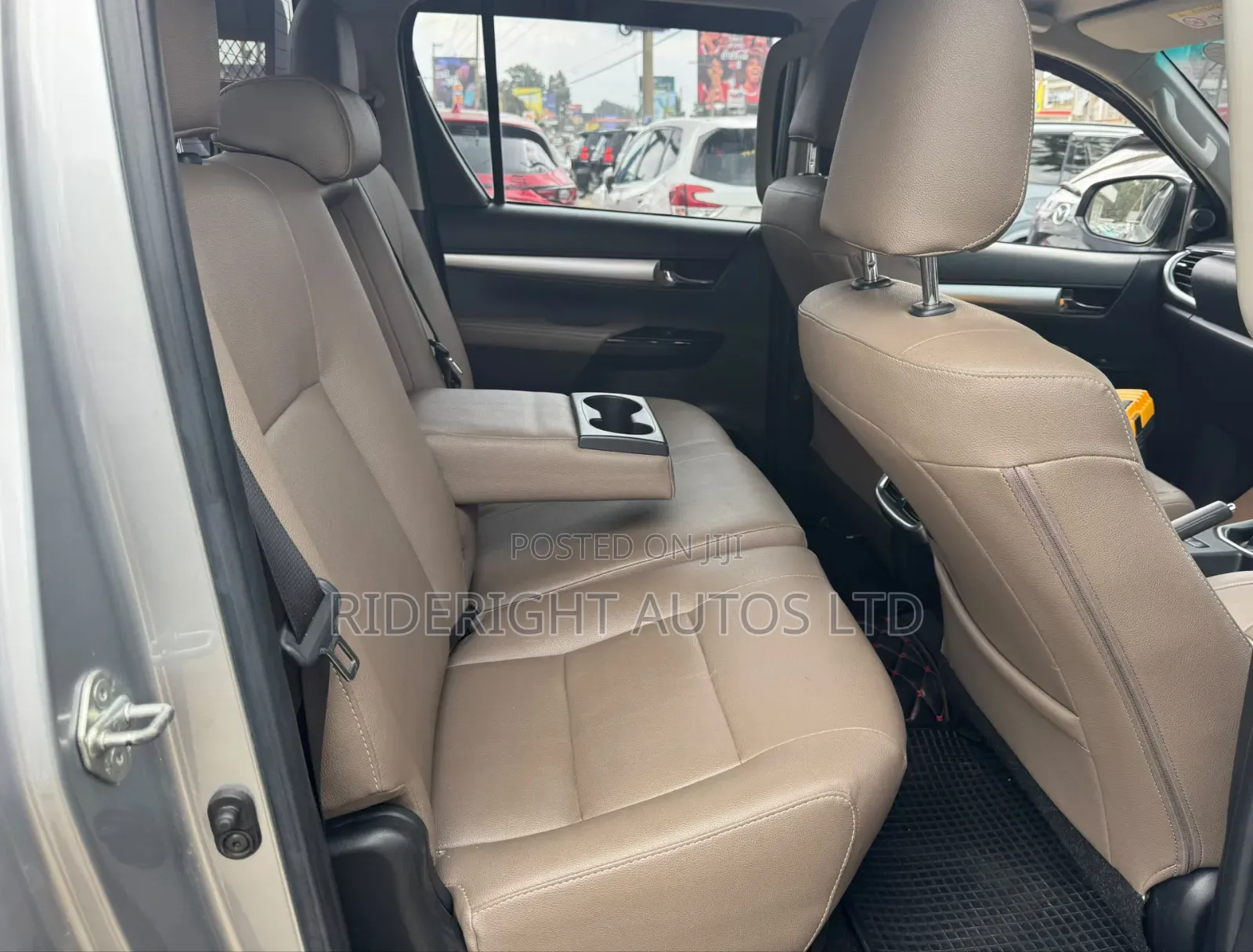 Toyota Hilux 2017 Silver